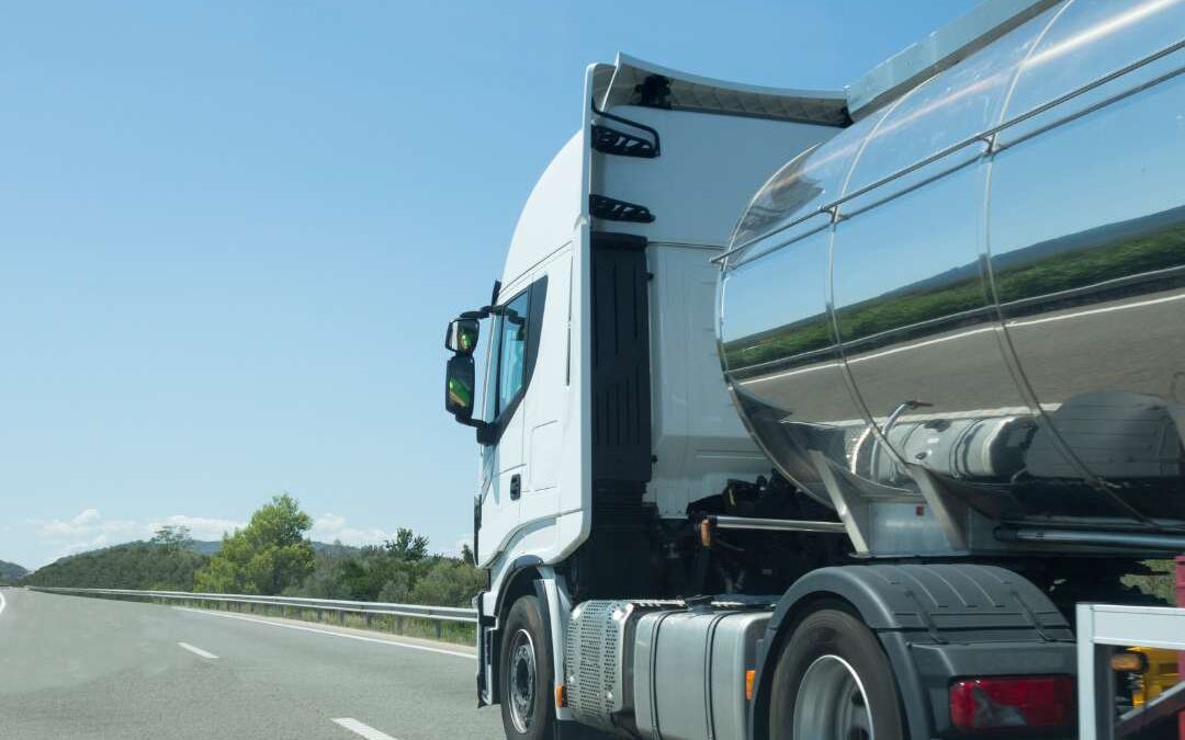 Challenges and solutions in the transport of liquids in road tankers